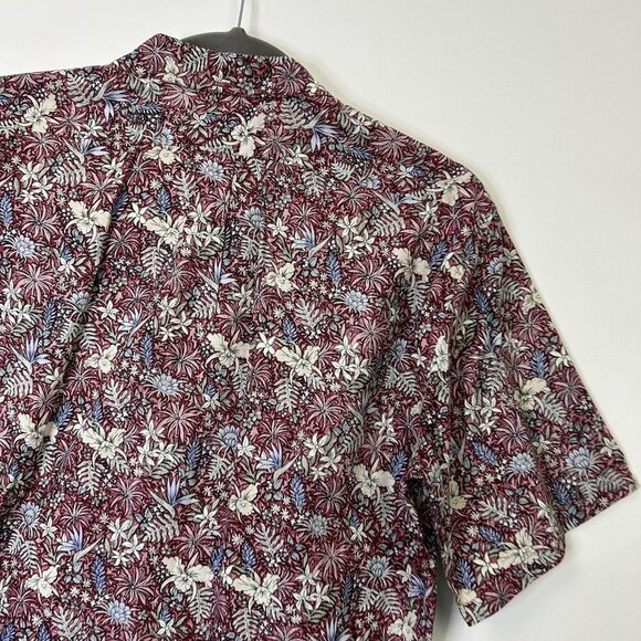 Hilo Hattie Hawaiian Shirt Men’s Size Large Red Floral Made in Hawaii - Picture 9 of 9